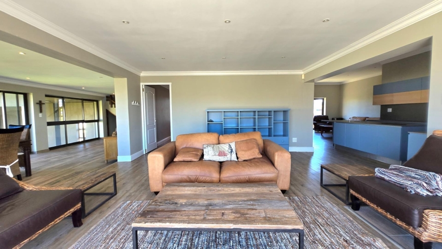 4 Bedroom Property for Sale in Kleinbaai Western Cape